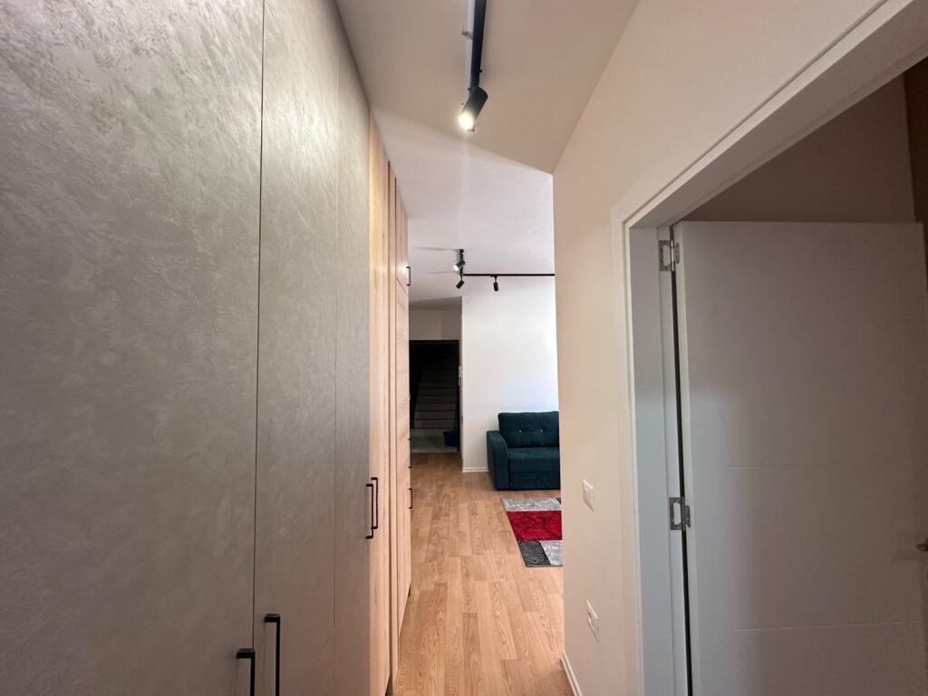 1+1 with additional parking space, located