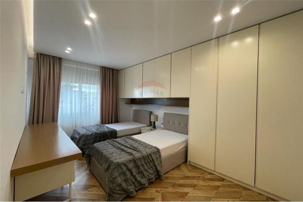 SUPER APARTMENT AT THE DRY LAKE