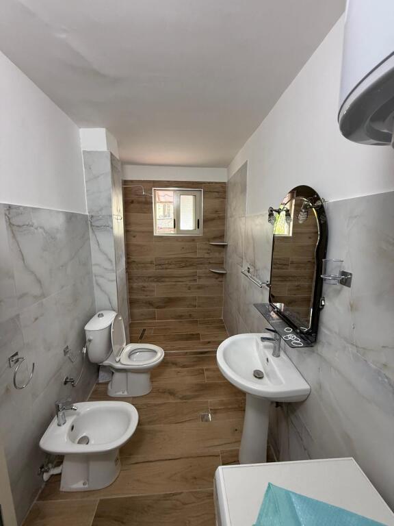 APARTAMENT 2+1 NE SHITJE ALI DEMI