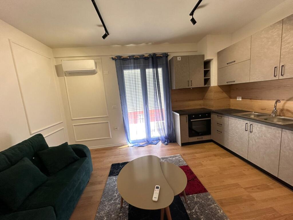 1+1 with additional parking space, located