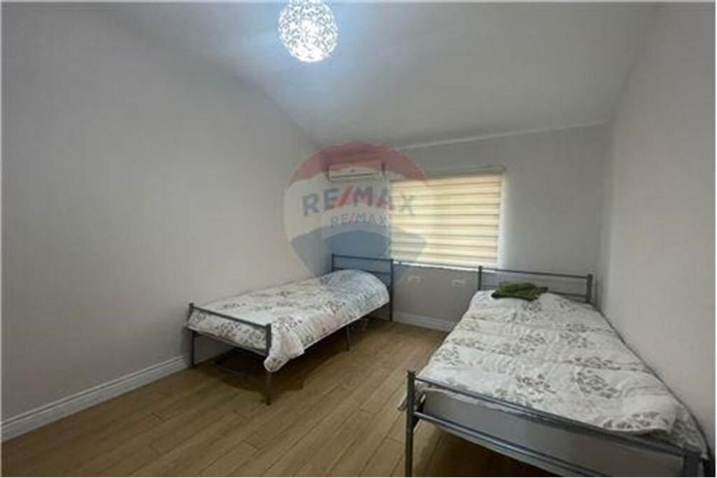 Apartament 2+1 për shitje te Shallvaret!