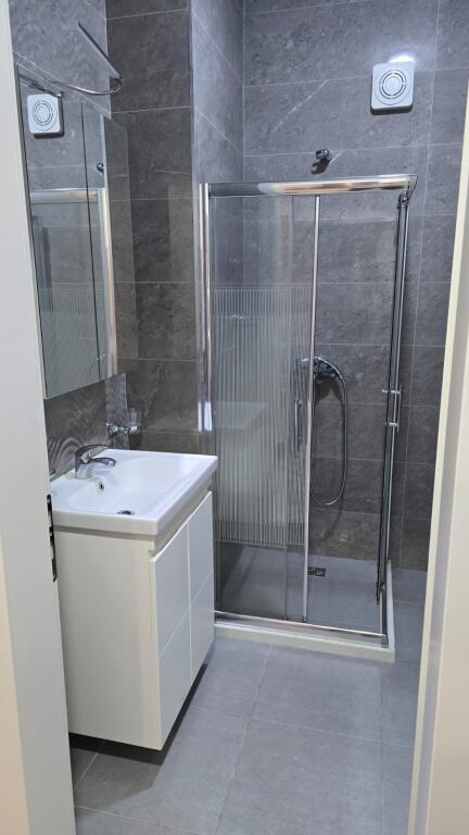 Appartamento in Affitto 1+1+1 Balcone