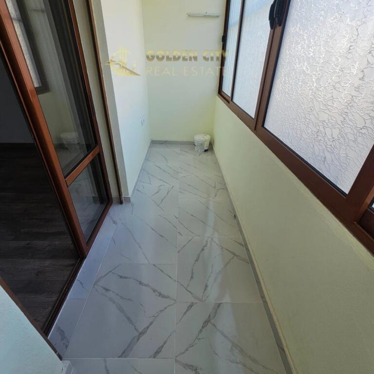 Vendesi Appartamento 2+1 – Spiaggia, Durazzo (Vicino all'Hotel Antalja)