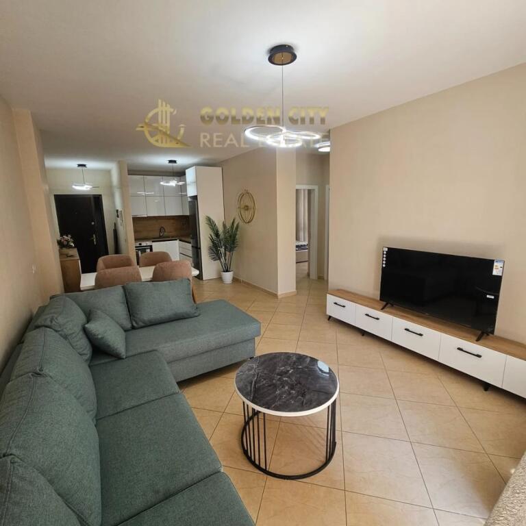 🏖️ APPARTAMENTO LUSSUOSO 2+1+2 IN SPIAGGIA – COMPLESSO “EKA”, DURAZZO 🏡 📍 Posizione: Complesso EKA, Spiaggia, Durazzo