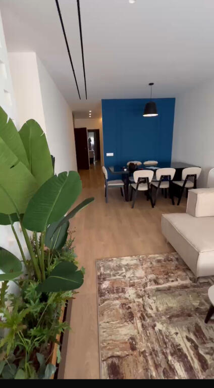 Super apartament 3+1+2 me qera tek Liqeni Thate (mobilim i ri)