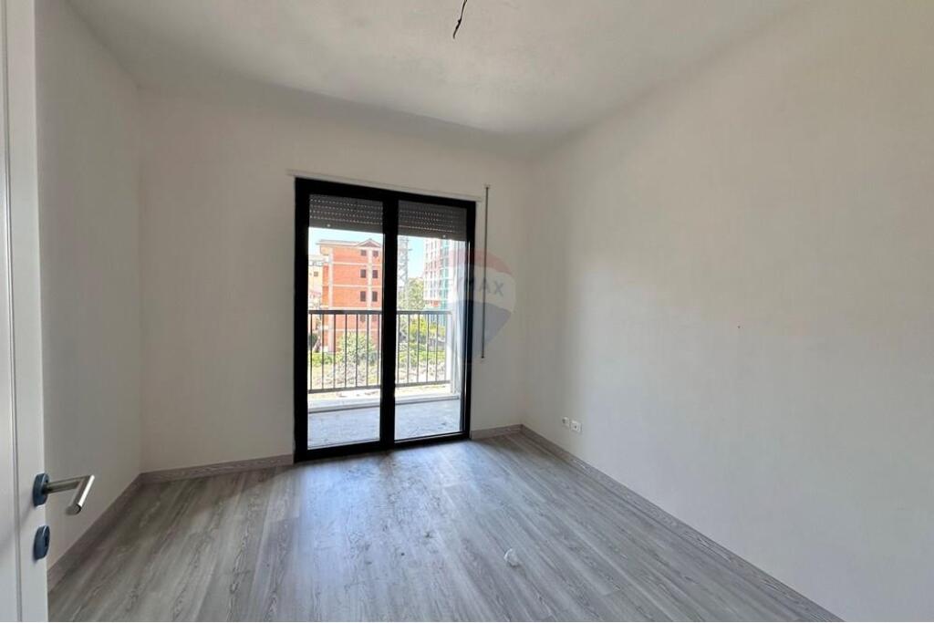 Apartment in Complex