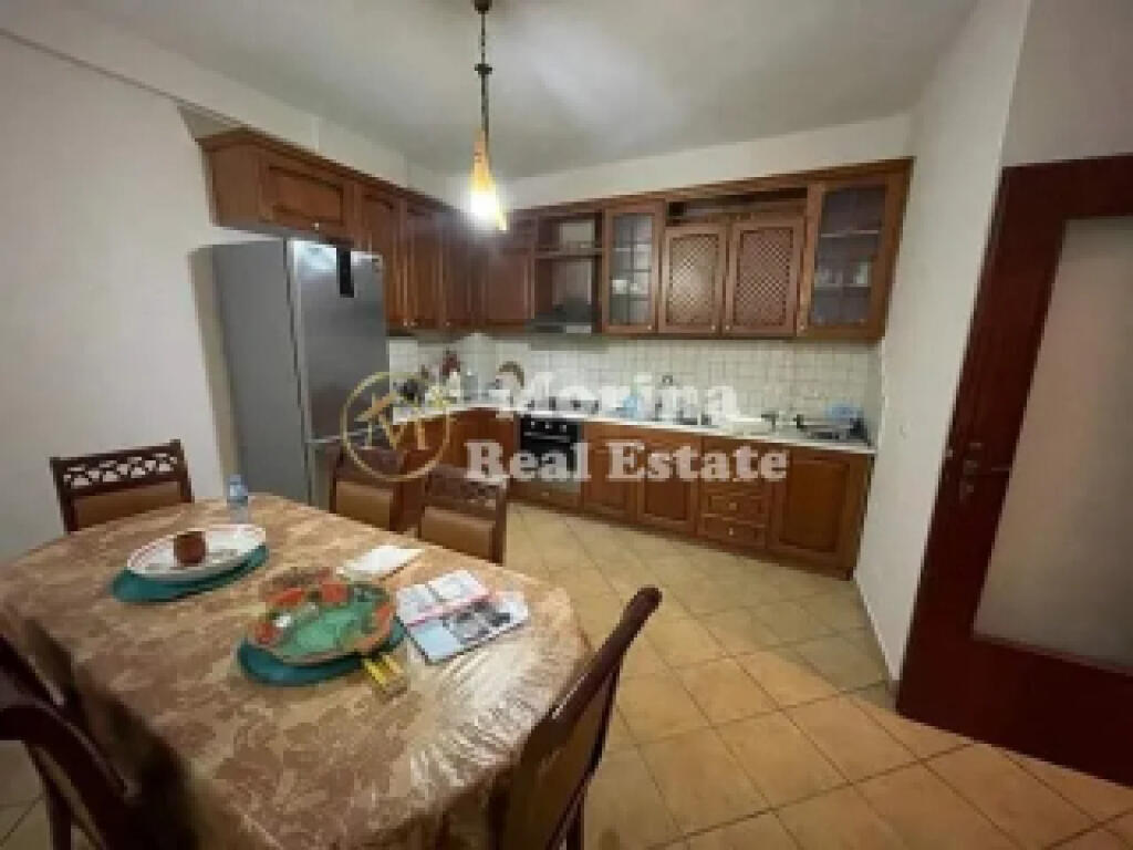 Rent, Apartment 2+1, Kongresi i Manastirit