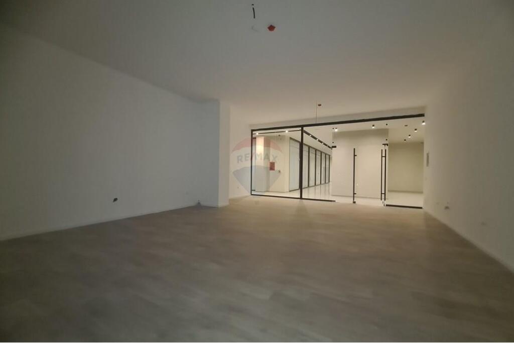 Office for rent at Tirana Garden Building!