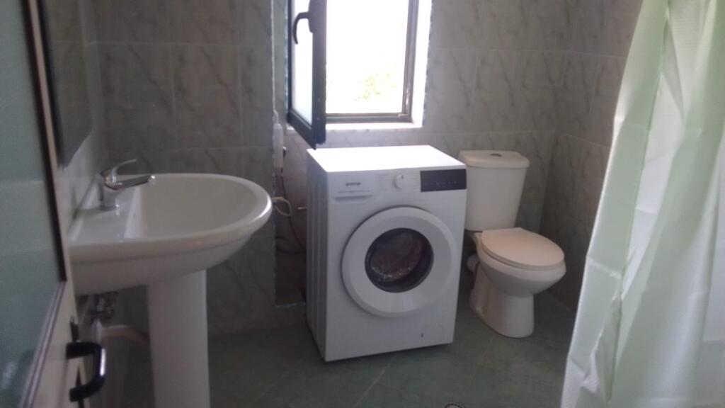 The 2nd floor of a private house is for rent in Astir, behind Ozone, 3+1.