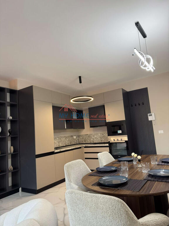 Appartamento 3+1 in affitto presso Tirana Garden Building