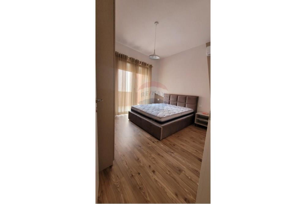 1+1 apartment for rent at Deliorgji Complex!