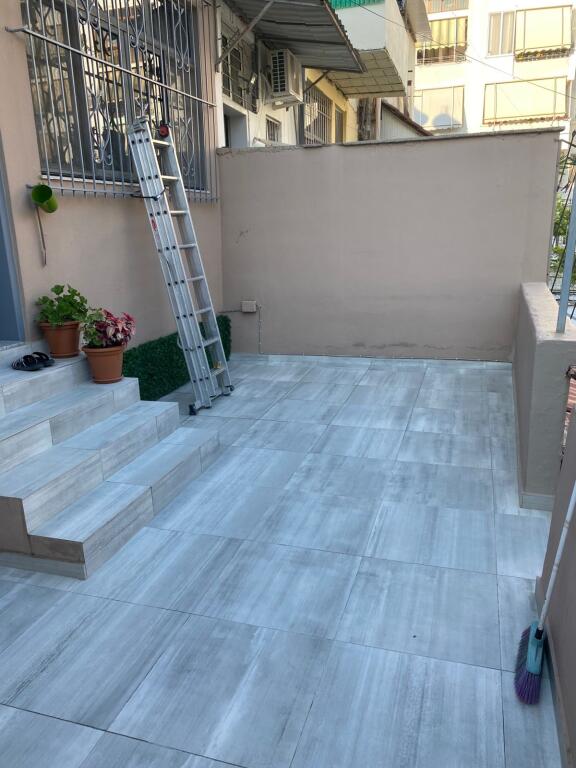 Apartment 1+1 for rent behind the Besnik Sykja gym near Vasil Shanto.