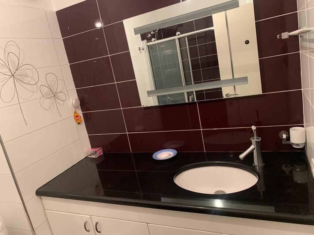 Apartament Me Qera 2+1+1 Ballkon