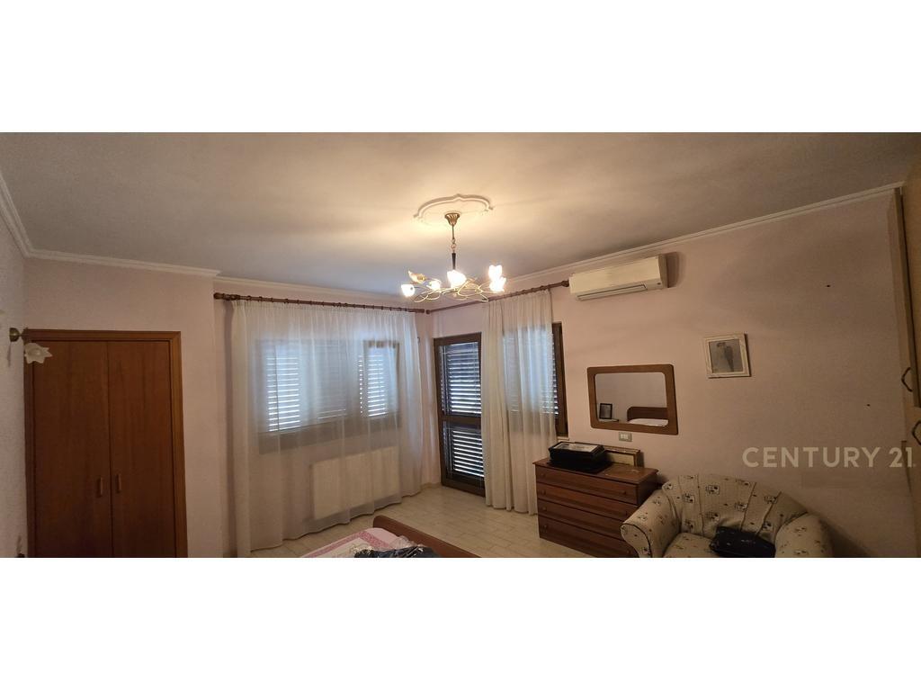 Apartment 2+1+Parking Space!