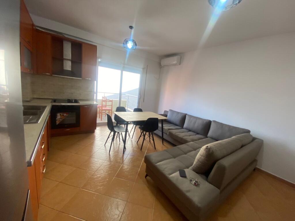 Apartment 2+1 with parking is for rent near the Zoo.