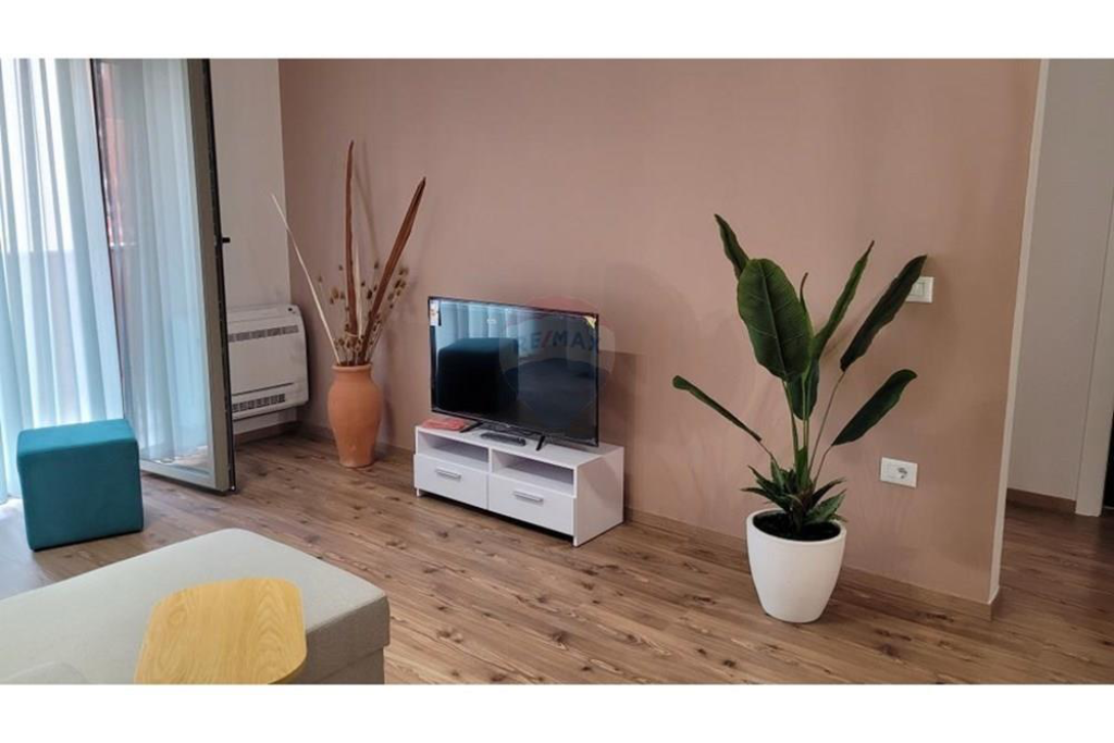 1+1 apartment for rent at Deliorgji Complex!