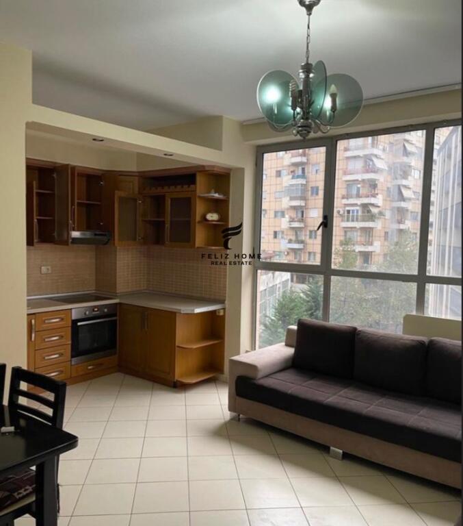 APARTAMENT ME QERA 2+1 ASTIR