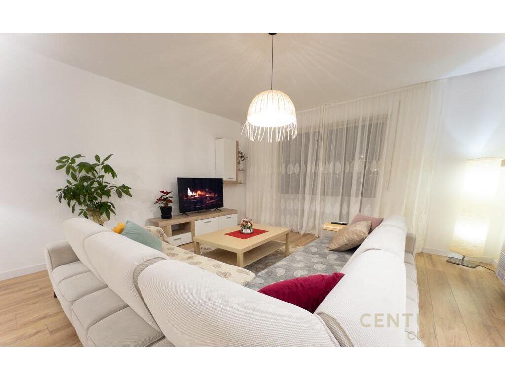 Apartament për shitje 2+1 në Rrugën e Kavajës