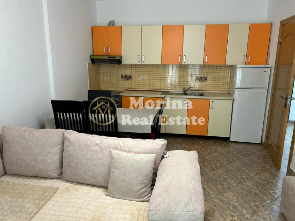 Apartment 1+1, Former Exhibition