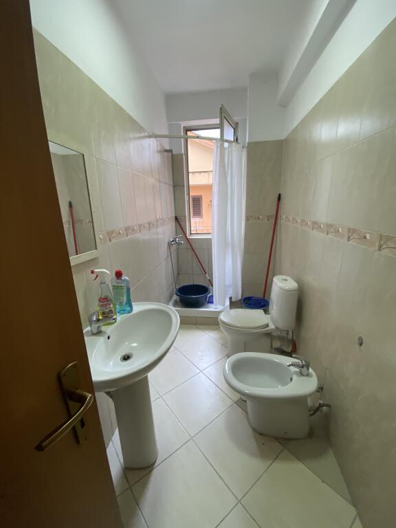 2+1, partially furnished, for living or office, zoo garden.