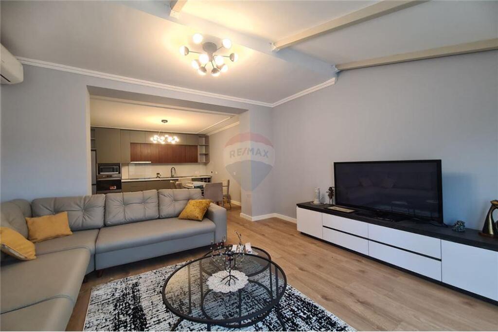 2+1 apartment for rent near the Ballet School!