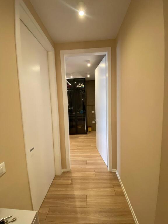 Apartment 2+1+2 + garage for rent in Magnet Complex, 21 December - Tirana