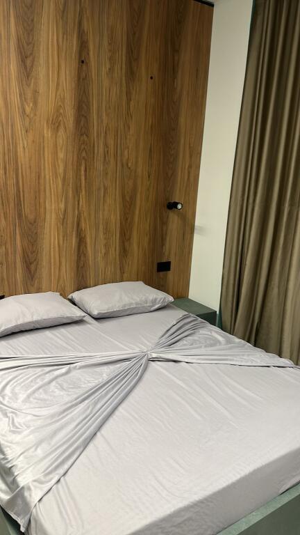 FOR RENT 2 STUDIOS FOR AIR BNB 80M2 CENTER SHALLVAR4E