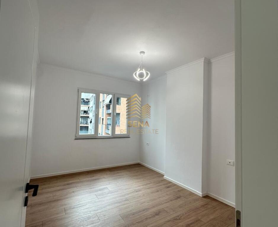 Shitet, Apartament 2+1+2WC+Bllk, Astir