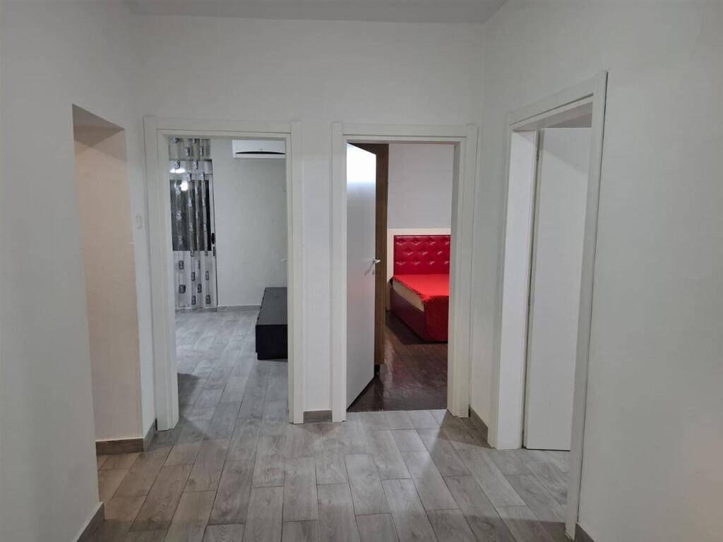 Apartament 2+1 me qera tek shkolla 1 maji, Ali Dem.