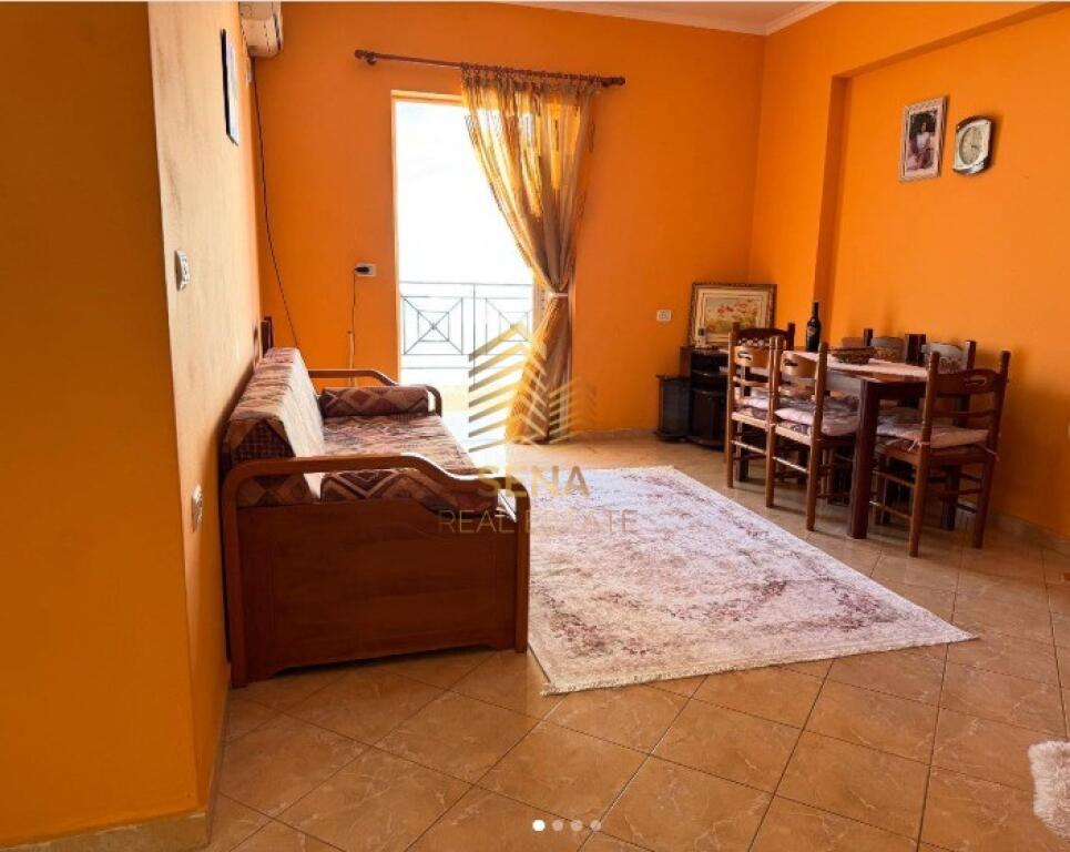 Shitet, Apartament 1+1+Blk, Sarandë