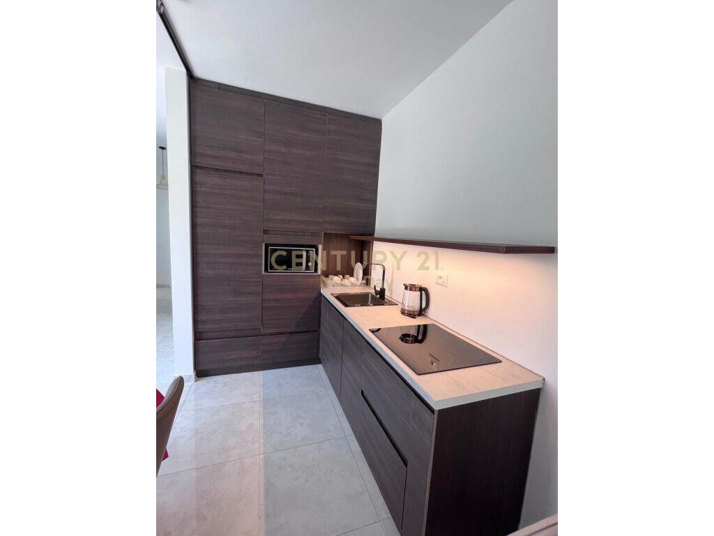 FOR SALE 1+1 APARTMENT WITH SEA VIEW AT RROTA E KUQE!
