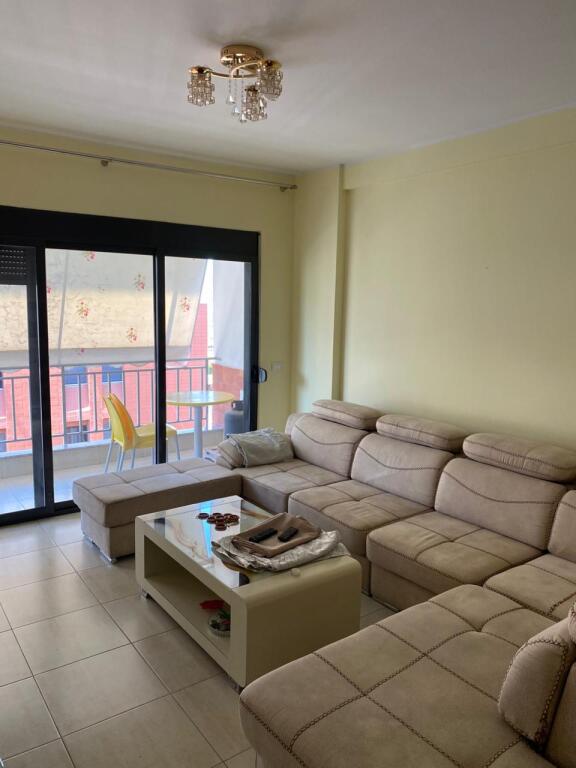 Apartament 2+1 me qira ne Astir