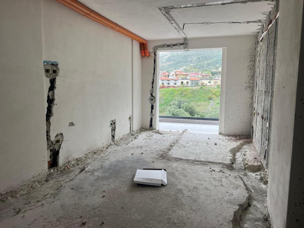 Studio për shitje me pamje deti në Vlorë