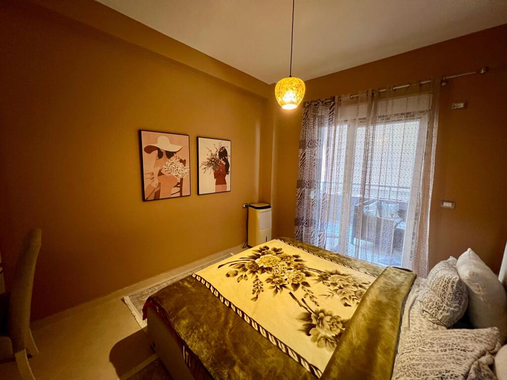 Appartamento in vendita a Valona