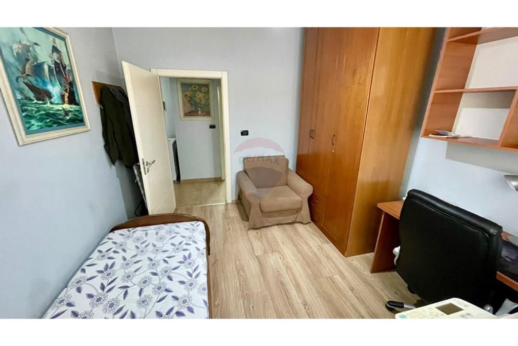 2+1 apartment for rent in Tirana e Re!