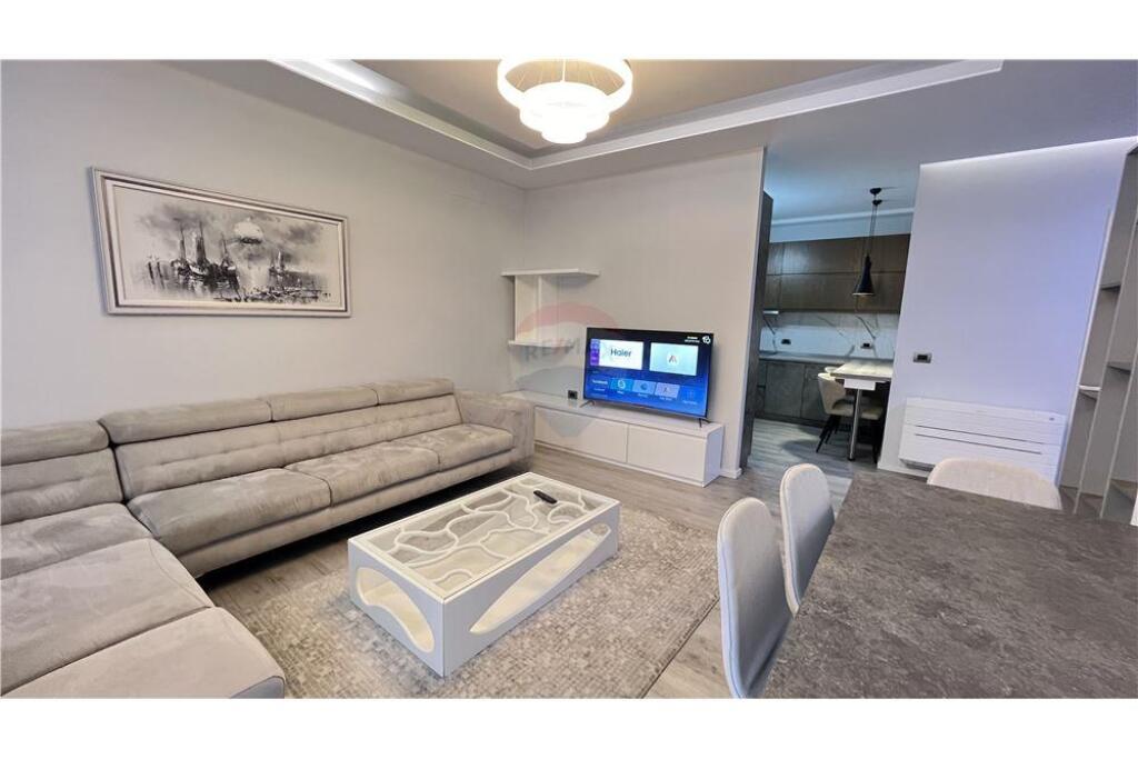 Apartment for rent 2+1 at Elbasan Street!