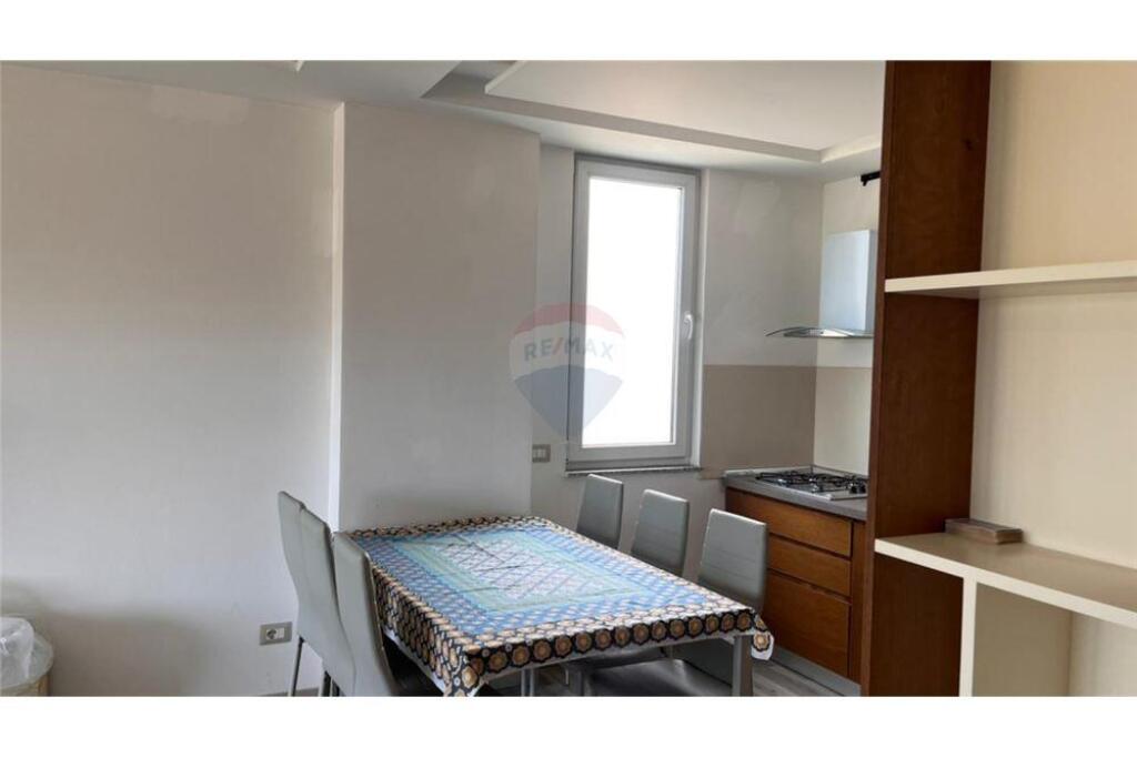 Apartament me qira ne Astir