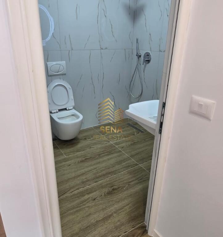 Shitet, Apartament 1+1, prane Deliorgjit – Rruga Irfan Tomini