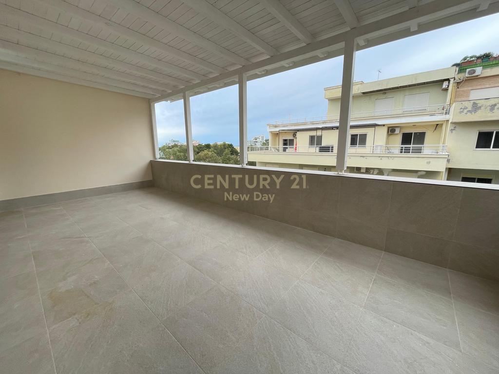 FOR SALE APARTMENT 2+1 WITH BALCONY + STORAGE IN ILIRIA!