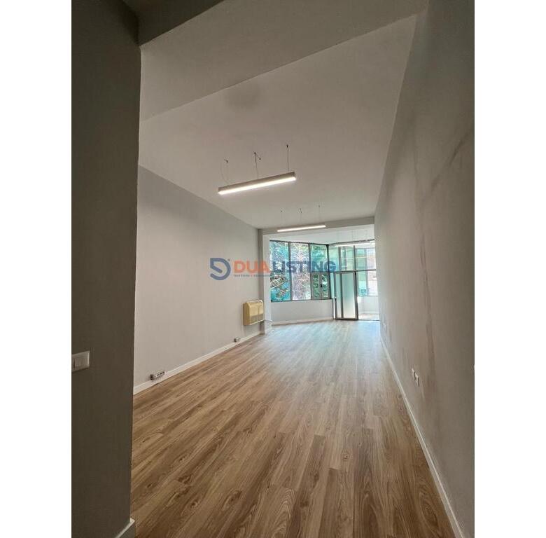 OFFICE FOR RENT AT KOMUNA E PARISIT NEAR EKRISTAL CENTER!