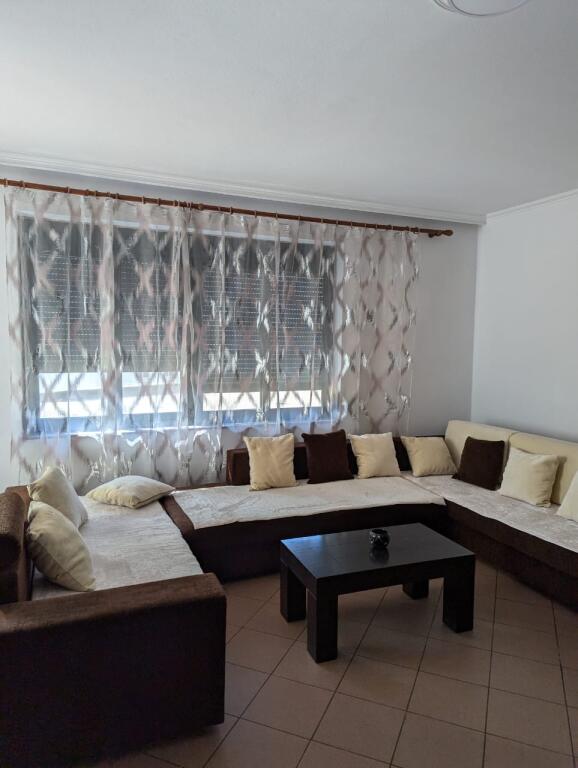 2+1 apartment for rent in the city block