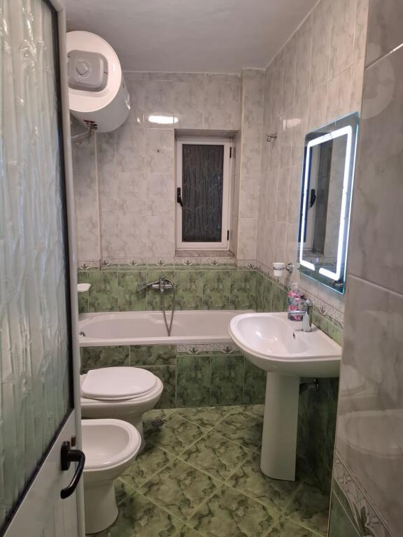 Apartment 2+1 for rent in Ali Demi