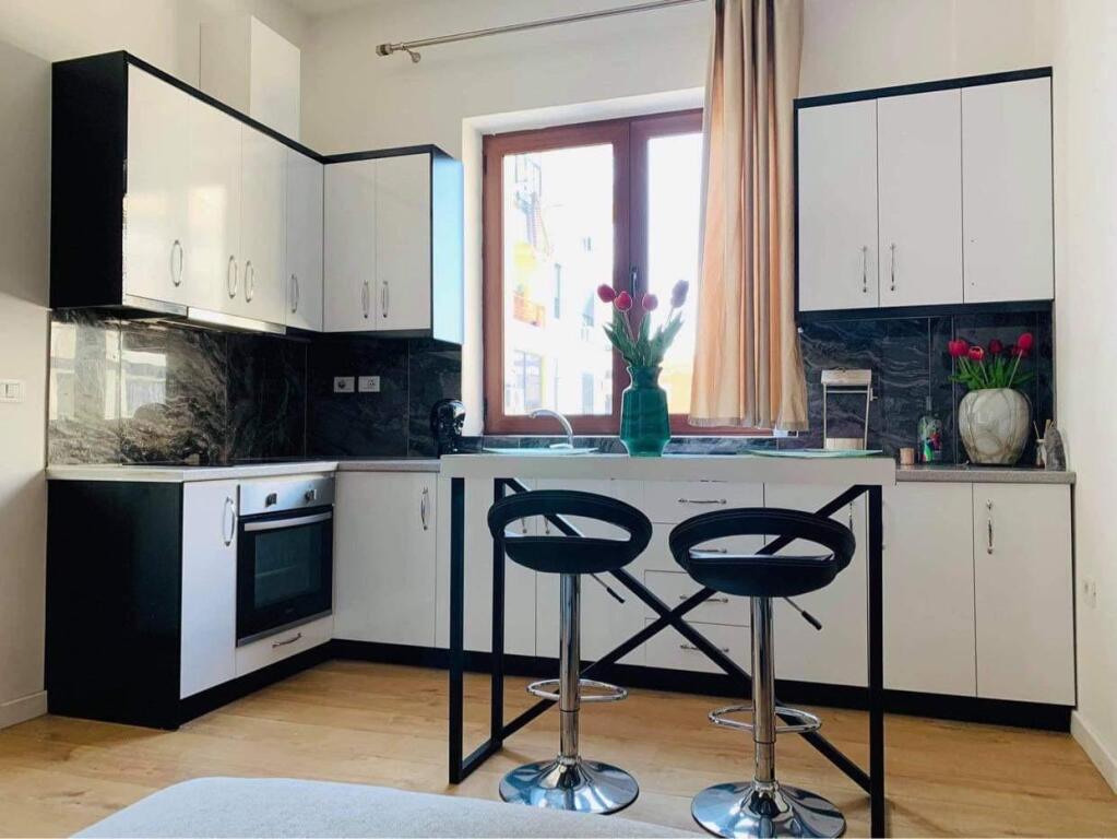 Apartment 1+1 for rent at Delijorgji Complex.