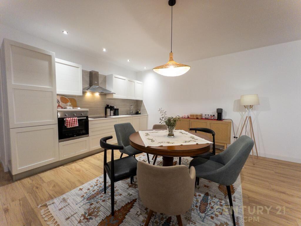 Apartament për shitje 2+1 në Rrugën e Kavajës