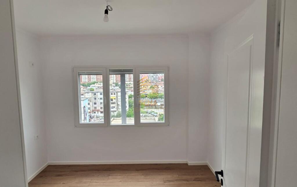 Shitet, Apartament 1+1, prane Deliorgjit – Rruga Irfan Tomini