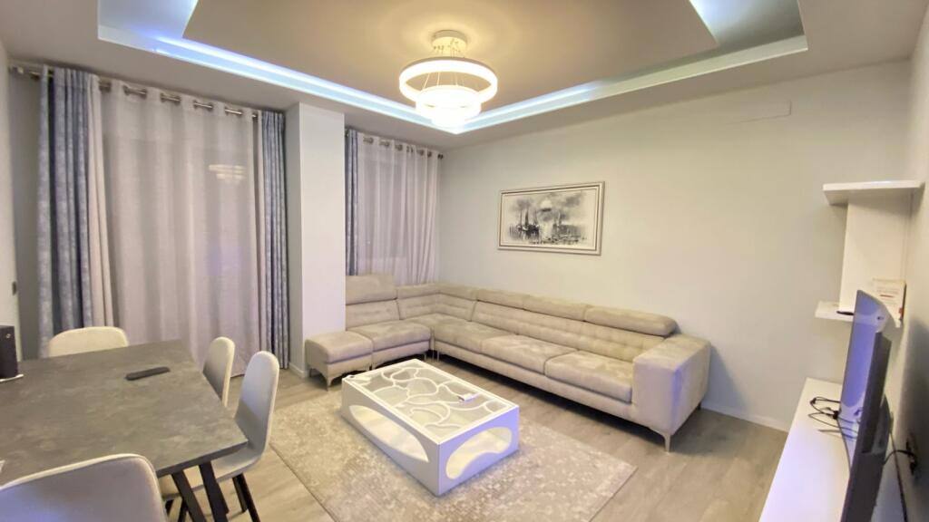 Apartment 2+1 for Rent on Elbasan Street