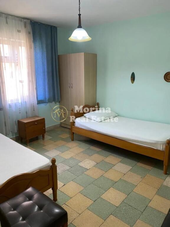 Qera, Apartament 2+1 'Rr. Ferit Xhajko'. Ish Restorant Durresi