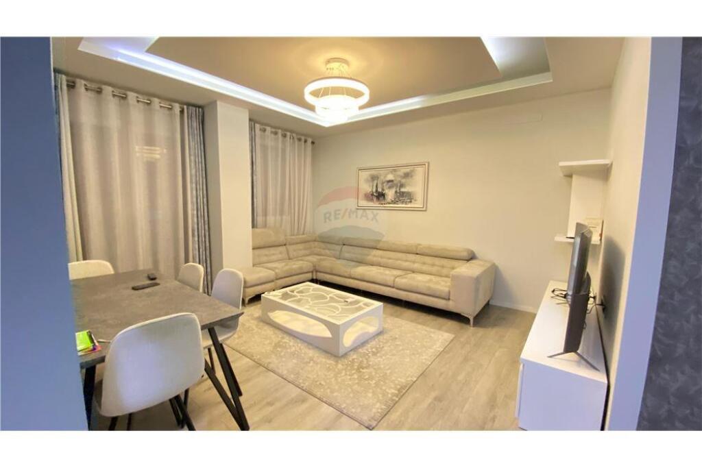 Apartment for rent 2+1 at Elbasan Street!