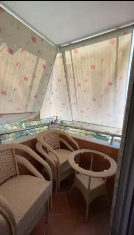 JAPIM ME QIRA APARTAMENT 2+1 NE FRESK!