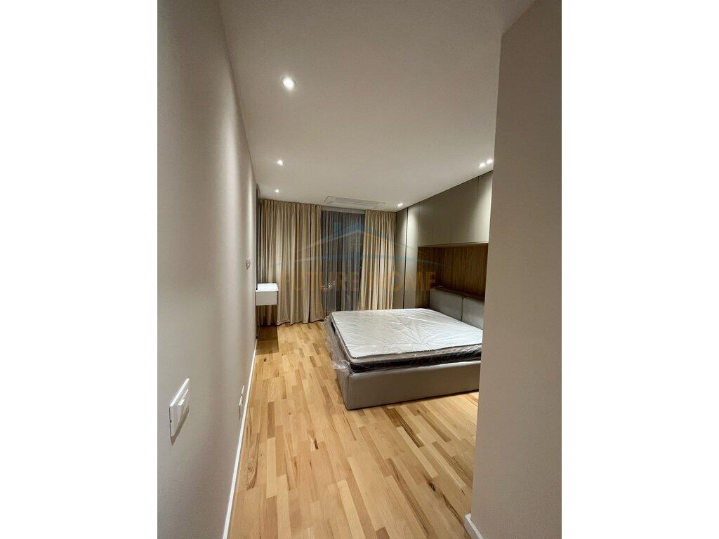 APPARTAMENTO 2+1+POSTO AUTO, LAGO, VISTA LAGO
